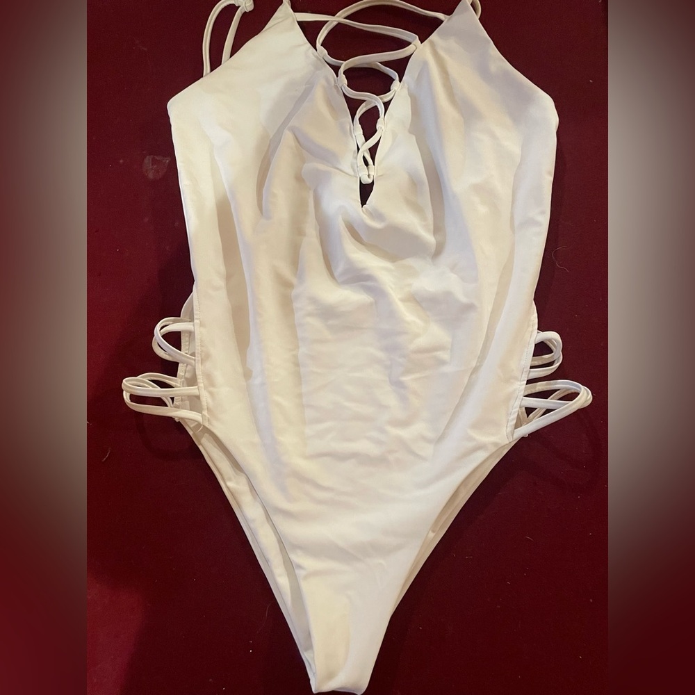 Swimsuit 1 Piece Strappy White Low Back Tobi NEW